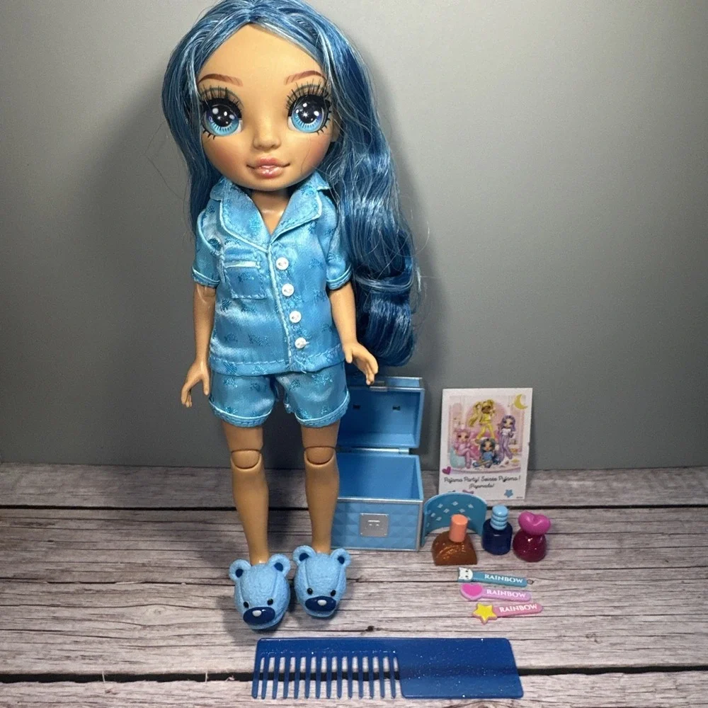 Rainbow High Jr High PJ Party Skyler Blue 9'' Posable Doll with PJs & Slippers